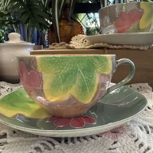 Vintage Lusterware Teacups and Saucers Set